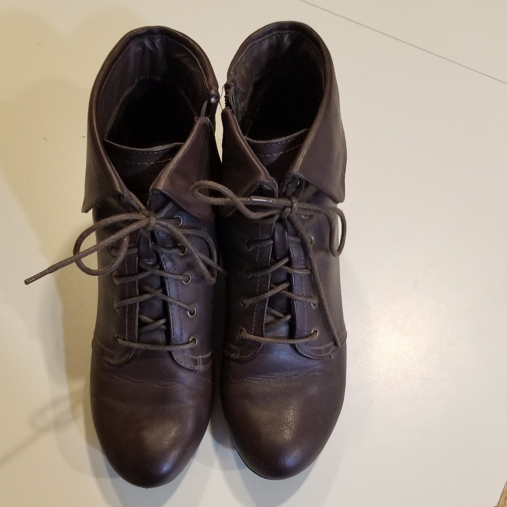 Yuu Tang Brown Womens Boots Booties Zipper Size 8.5M